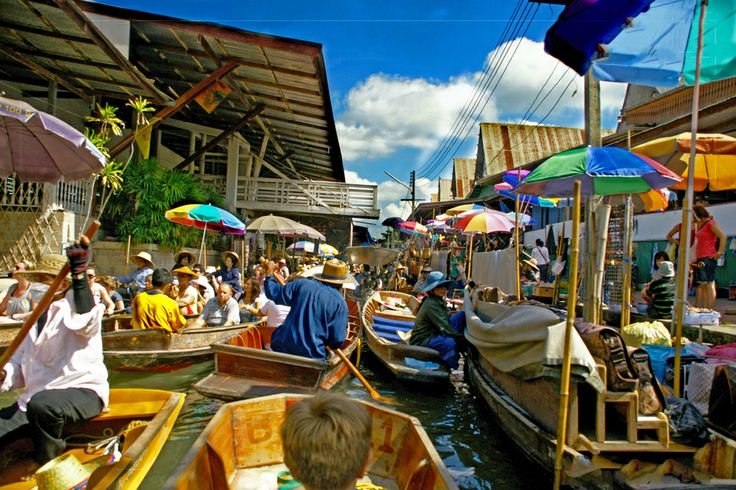Hatyai Khlong Hae Floating Market